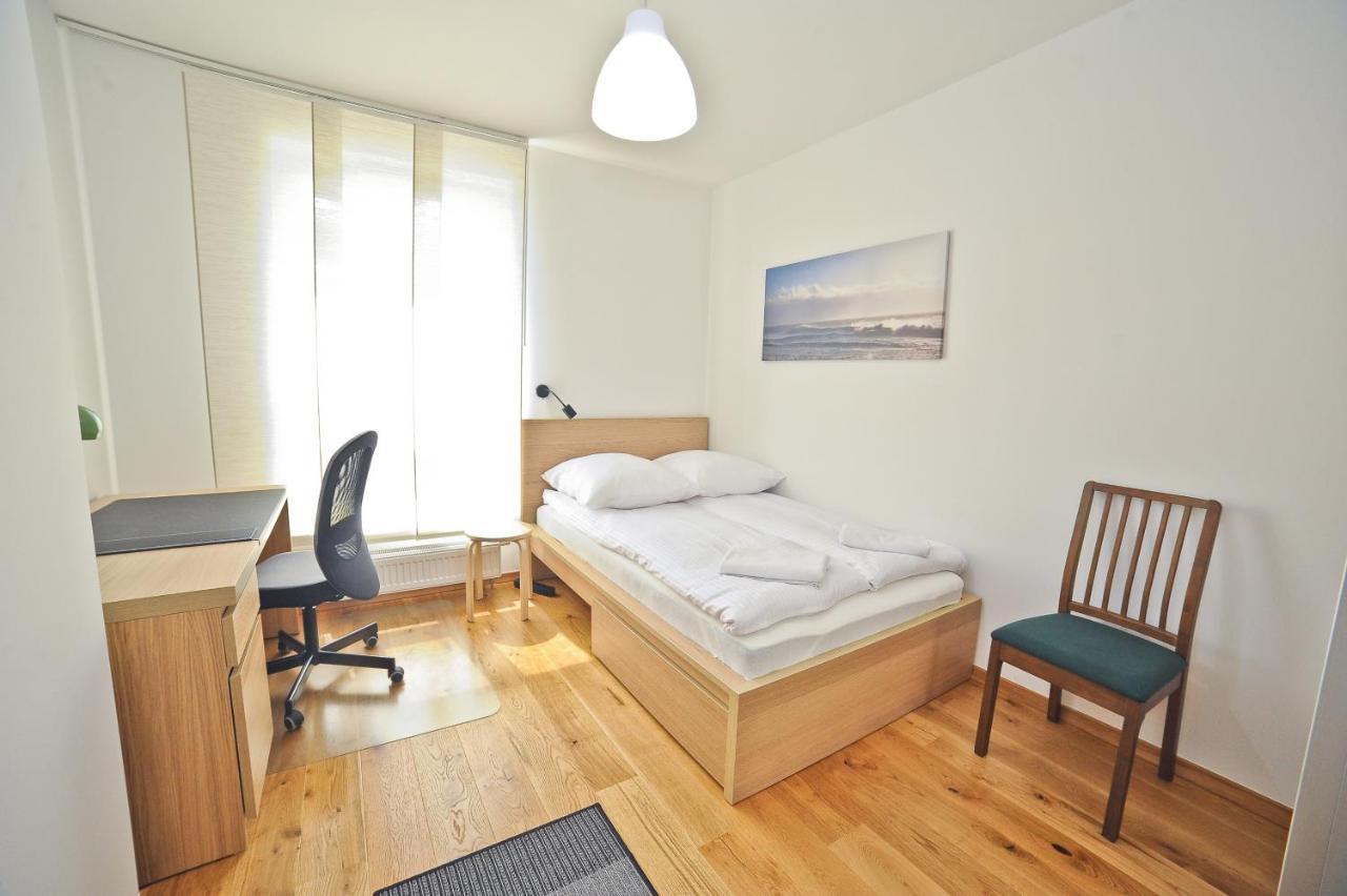 Grand Apartments - Three Bedrooms With Panorama Of The Old Town Гданськ Екстер'єр фото