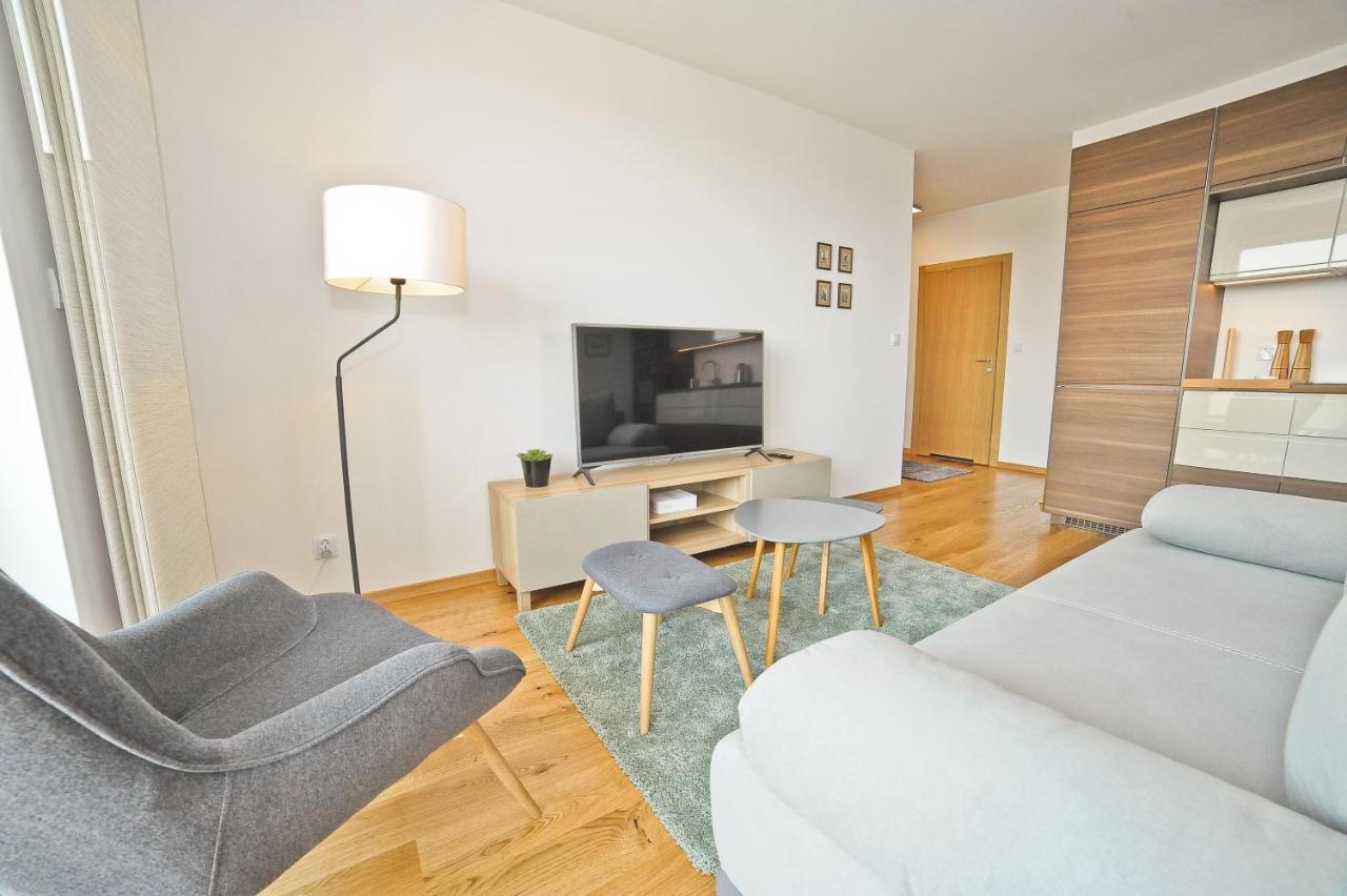 Grand Apartments - Three Bedrooms With Panorama Of The Old Town Гданськ Екстер'єр фото