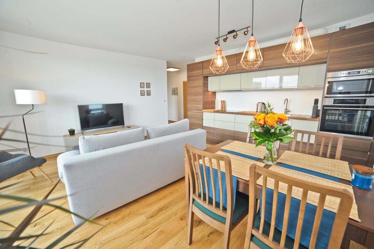 Grand Apartments - Three Bedrooms With Panorama Of The Old Town Гданськ Екстер'єр фото