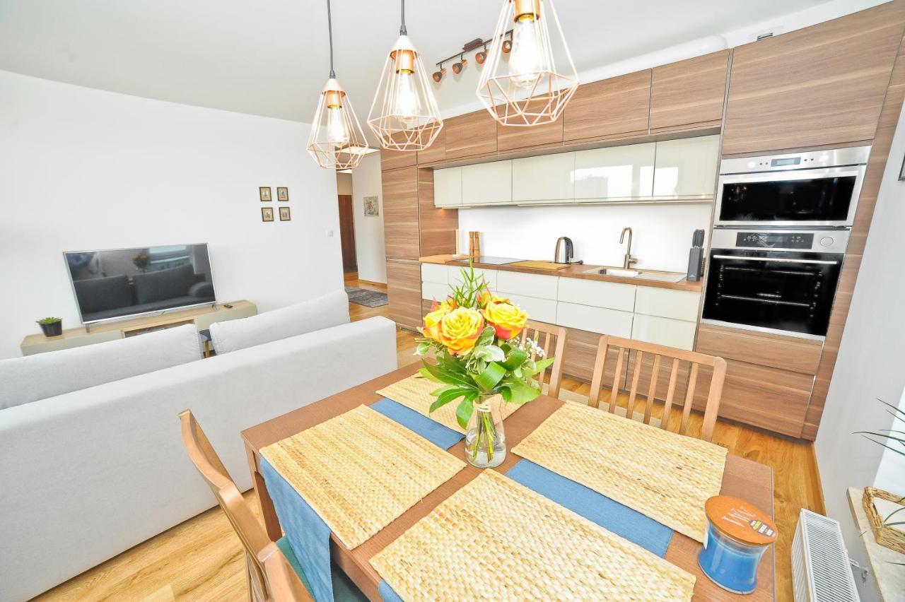 Grand Apartments - Three Bedrooms With Panorama Of The Old Town Гданськ Екстер'єр фото